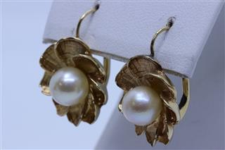 14K Yellow Gold Cultured Freshwater Pearl Floral Flower Bloom Huggie Earrings